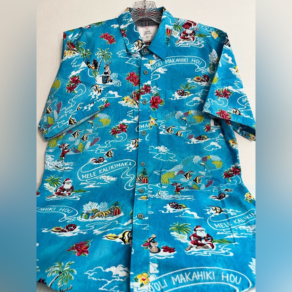 MBX Christmas Hawaiian Shirt with Santa Print